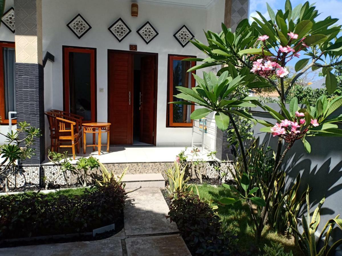Dwiki Putra Home Stay Lembongan Exterior foto